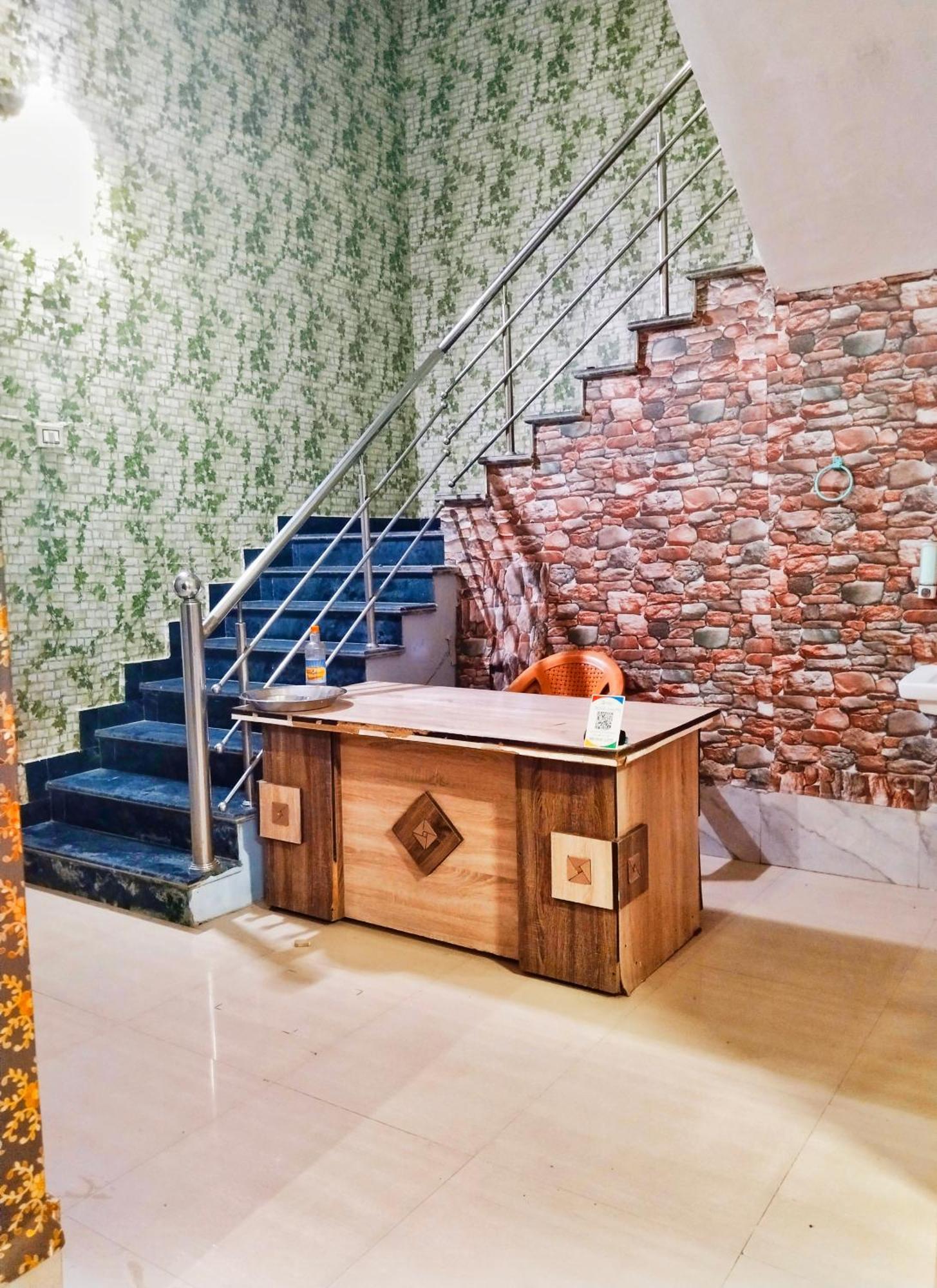 Balaji Homestay Mathura In Vrindavan Exterior foto